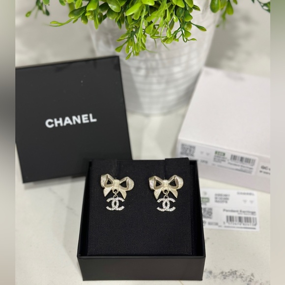 CHANEL 24K Two Toned CC Drop Earrings - Picture 1 of 6